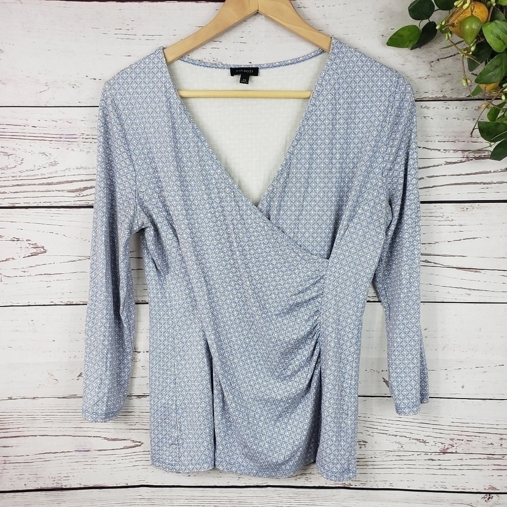 TALBOTS Three Quarter length V -Neck Top Size XS